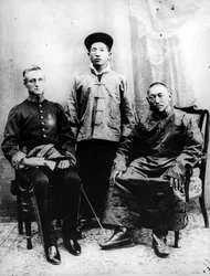 13. Dalai Lama, Sir Charles Bell und Maharaj Kumar Sidkeong Trul-ku, 1910